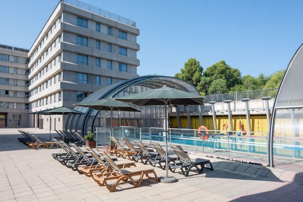 Apartamentos Tryp Madrid Airport Suites מראה חיצוני תמונה