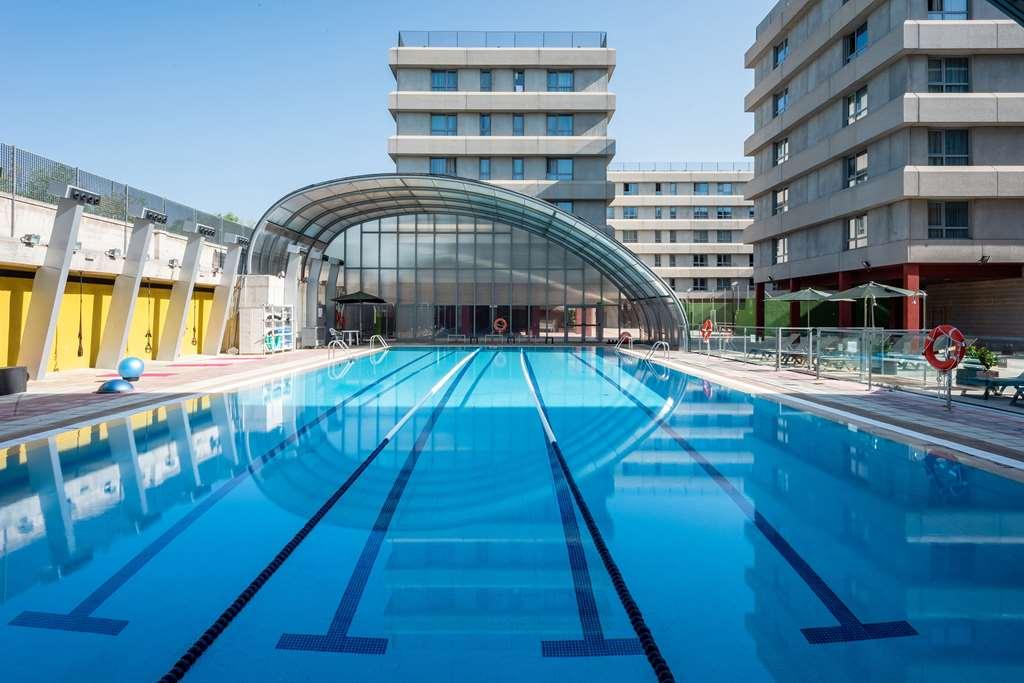 Apartamentos Tryp Madrid Airport Suites מראה חיצוני תמונה