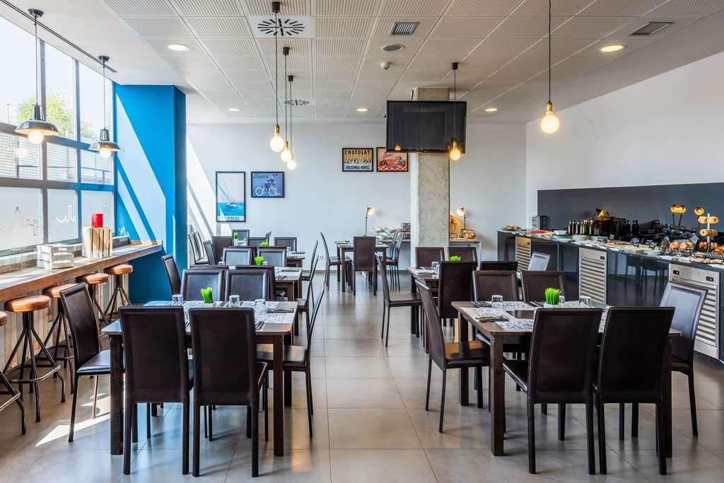 Apartamentos Tryp Madrid Airport Suites מסעדה תמונה